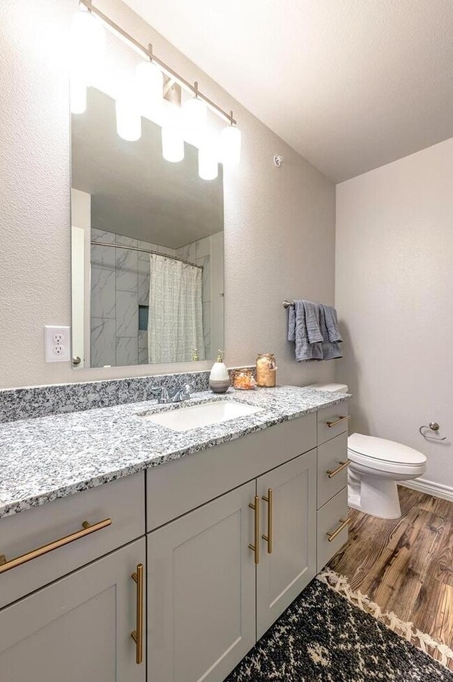 Photo - 2017 S Cooper St Unidad e1