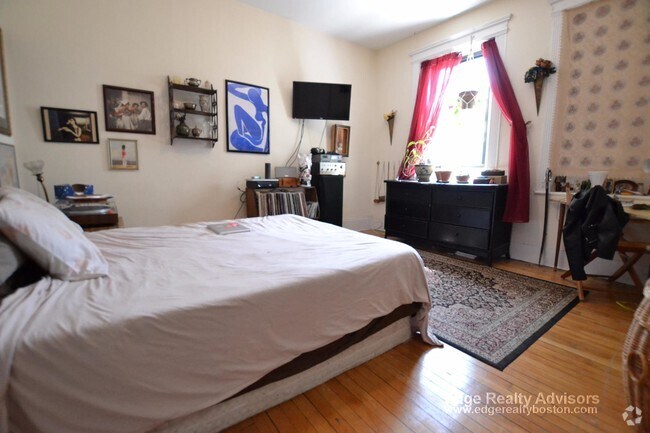 Building Photo - 30 Glenville Ave Unit 2 Rental