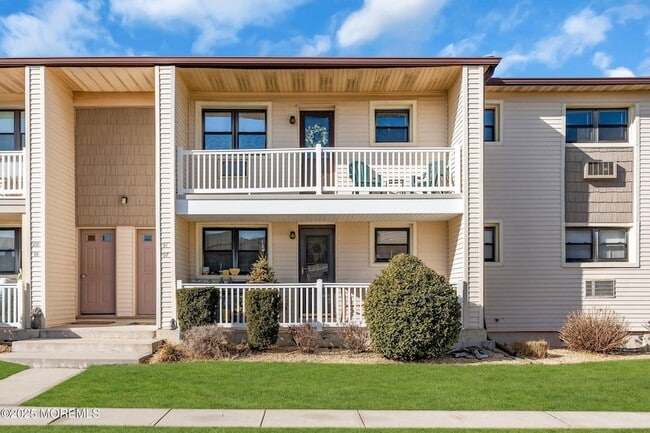 Photo - 98 Wharfside Dr