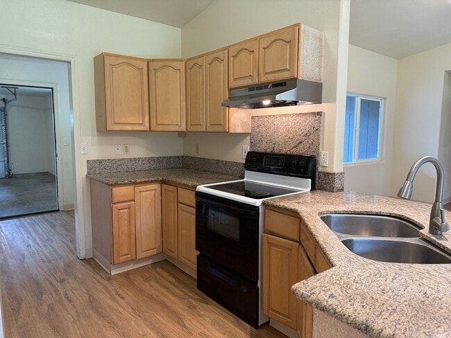 Photo - Nice 3BR/2BA Home in Hawaiian Shores