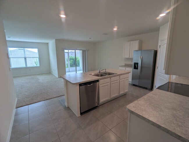 Photo - 1903 Henin Cir