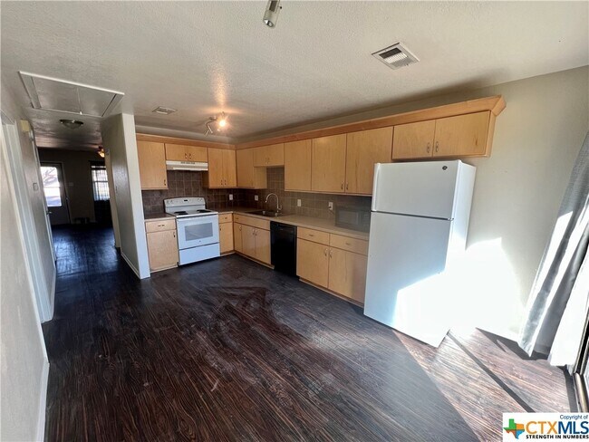 Photo - 917 Westpoint St