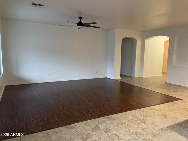 Photo - 16770 W Magnolia St