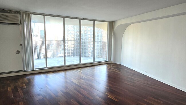 Photo - 300 N State St Unit 4710