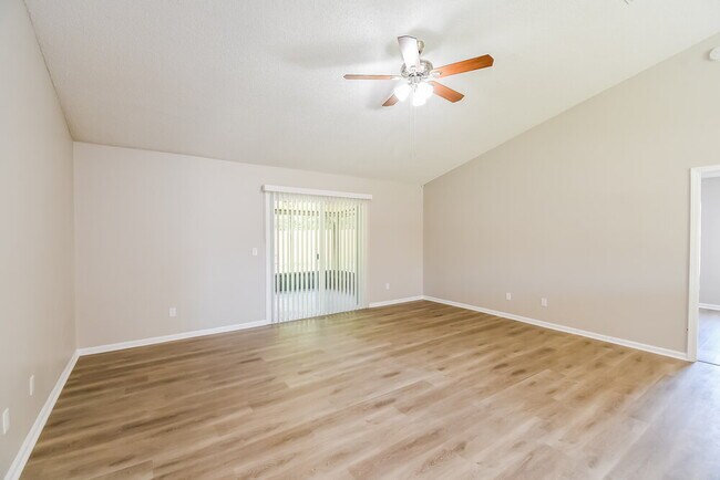 Photo - 1338 Pawnee St