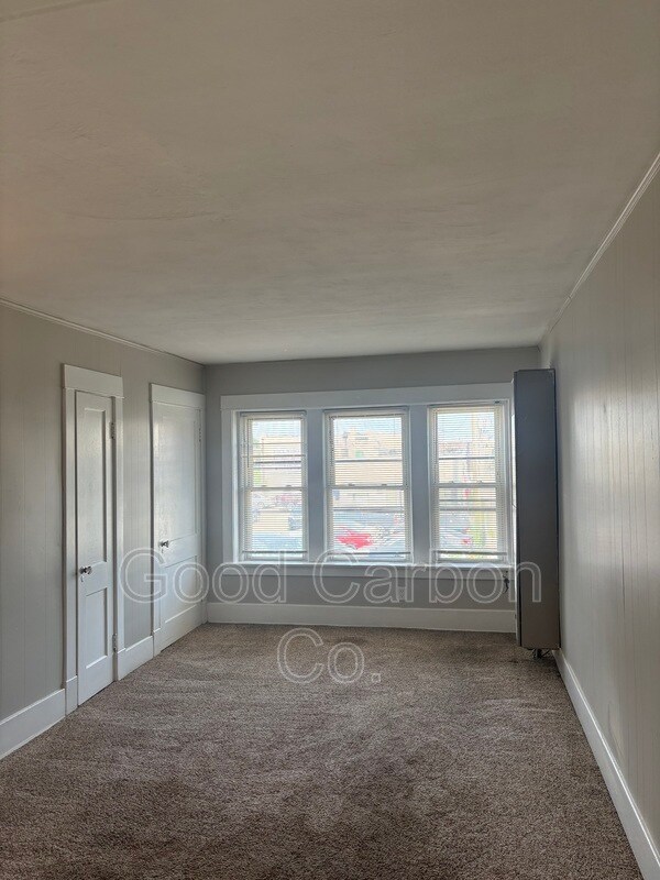 Photo - 1249 Hertel Ave Unit 7