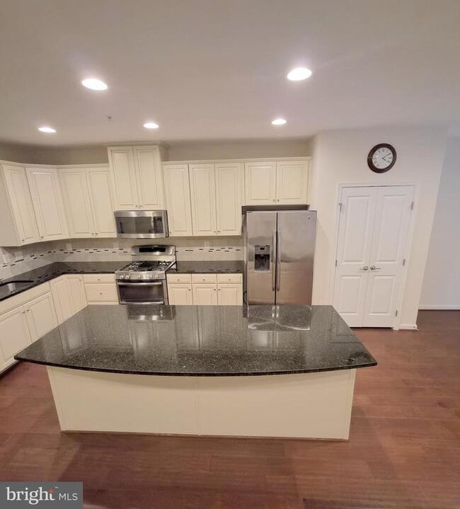 Photo - 9128 Landon House Ln