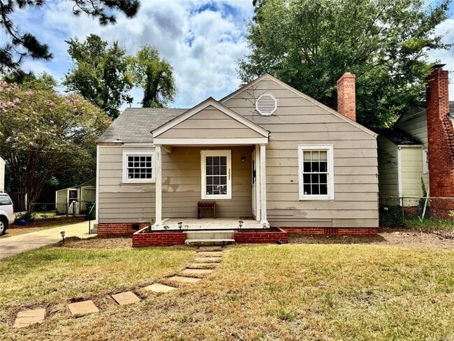 Building Photo - 2082 Johnson St Rental