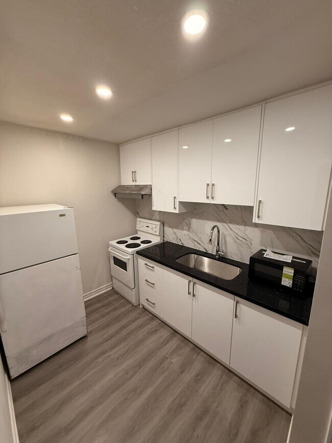 Photo - 507 Strathmore Blvd Unit Top Floor