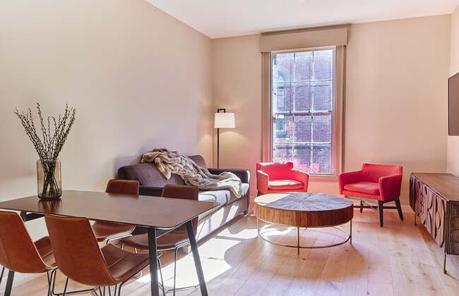 Building Photo - 121 Middle St Unit ID1366942P