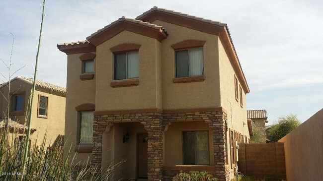 Building Photo - 6621 W Shaw Butte Dr