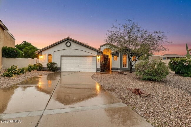 Building Photo - 9379 E Windrose Dr