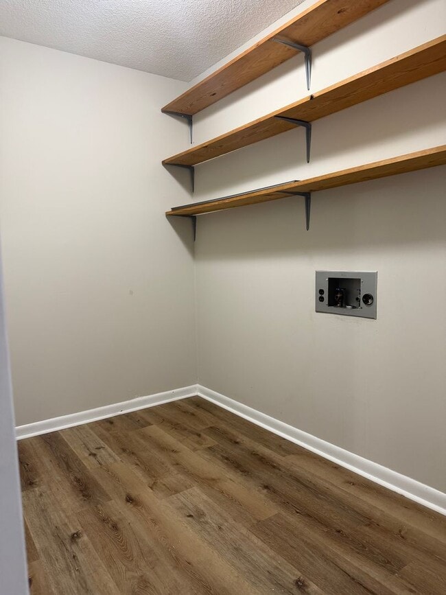 Photo - 616 N 13th Ave