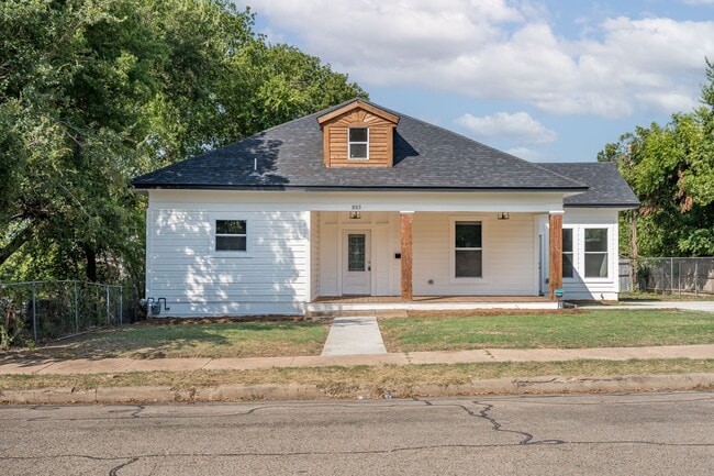Photo - 1013 N 16th St