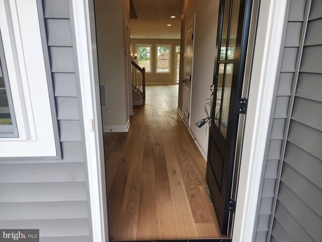 Photo - 328 Foxtail Ln