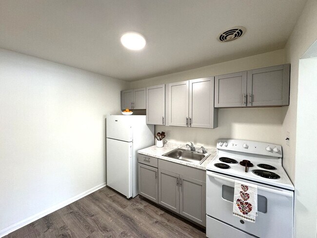 Garrett House Apartments