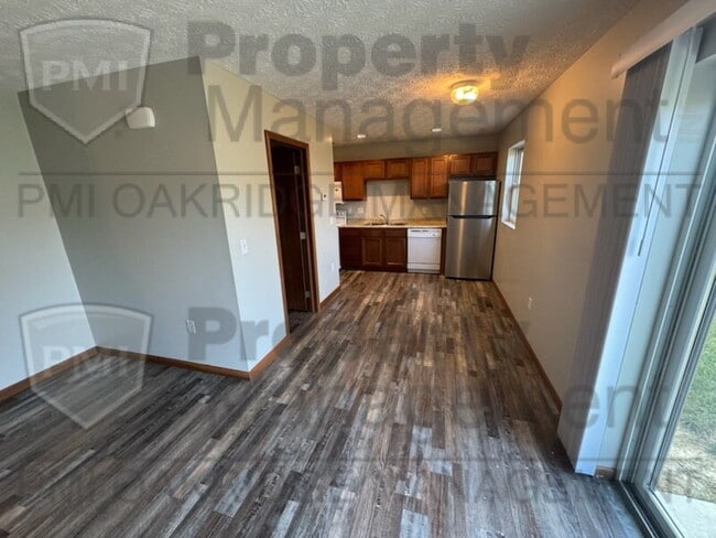 Photo - 2 Bedroom Townhouse with Garage
