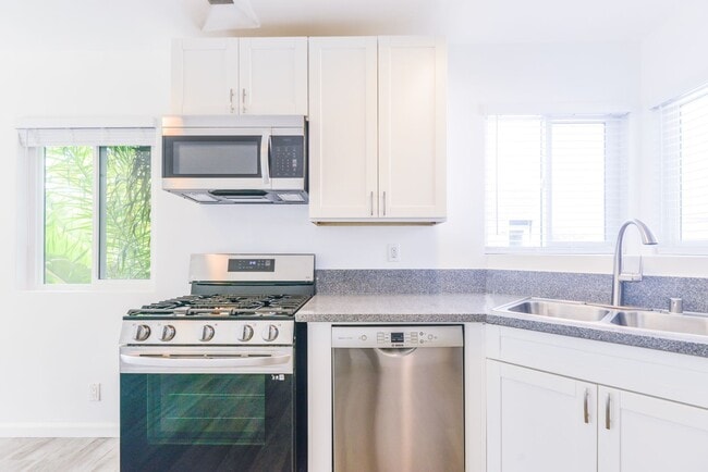 Photo - Ocean Avenue Duplex Unidad 2322