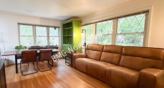 Photo - 6413 Berkshire Dr