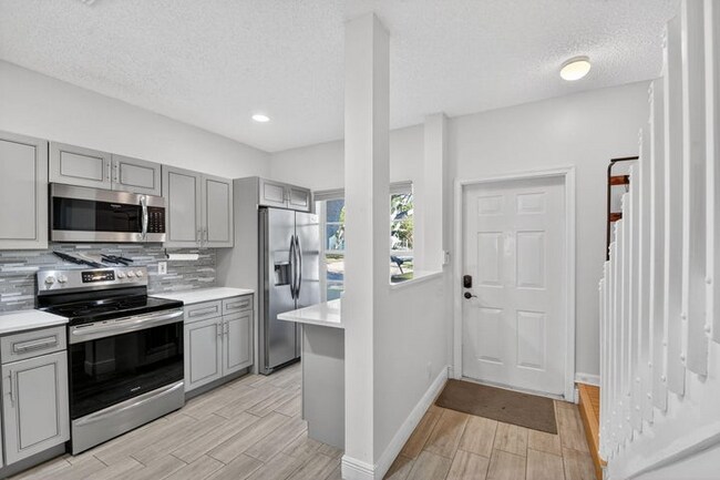 Photo - 5015 Palmbrooke Cir