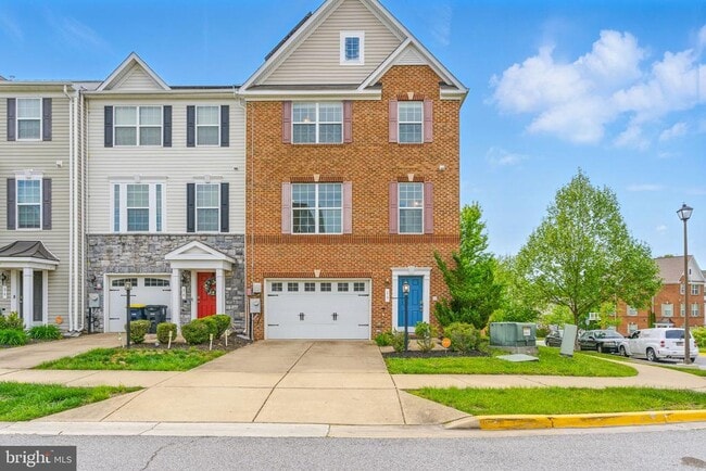 Photo - 38 Arenas Ct Townhome