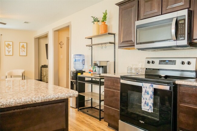 Building Photo - 5415 Avenue N Rental