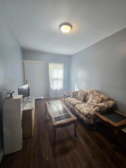 Photo - 4613 Maryland St