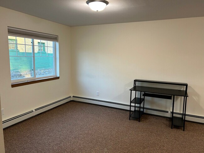 Photo - 516 6th St S Unit #1