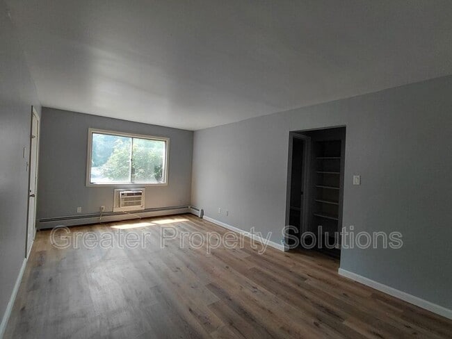 Building Photo - 6238 Kathryn Ct Rental