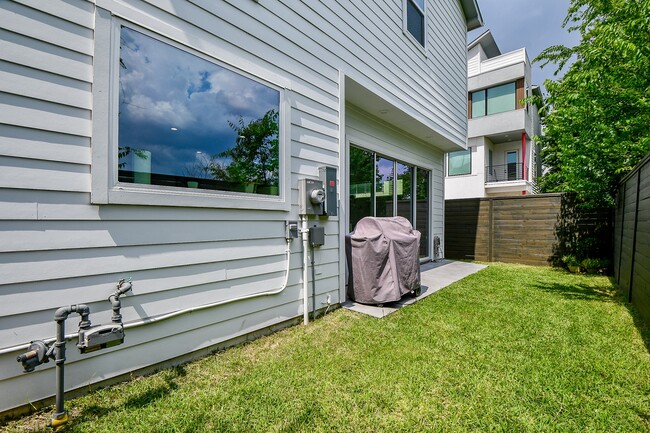 Photo - 7603 Jacquelyn Gdns Ln