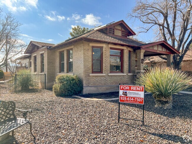 Building Photo - RESTORED HISTORICAL HOME WITH ART STUDIO -...