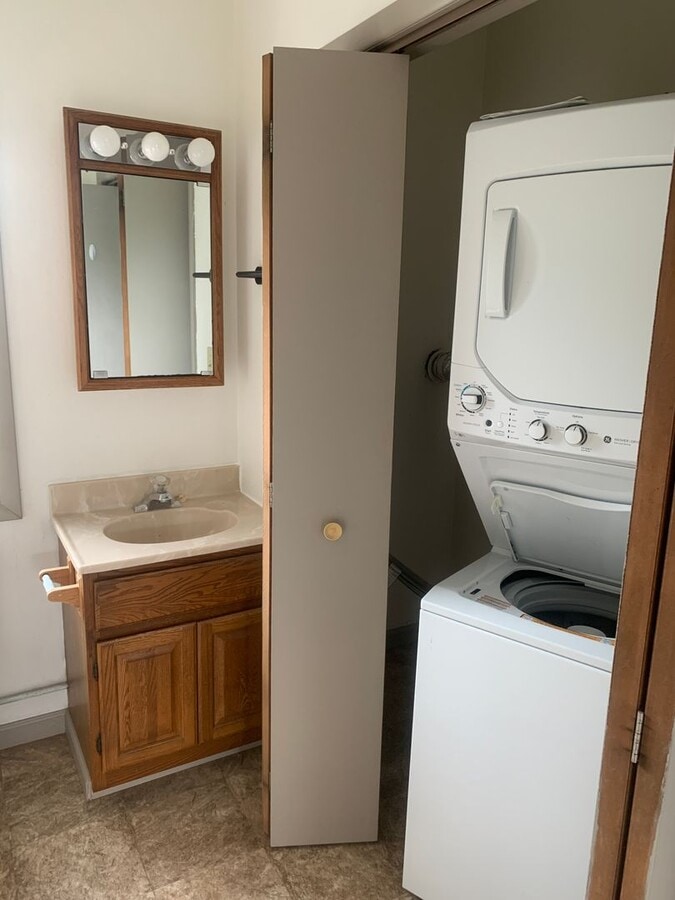 Photo - 115 E Lincoln Ave Unit 115 Lincoln Avenue E Apt 2