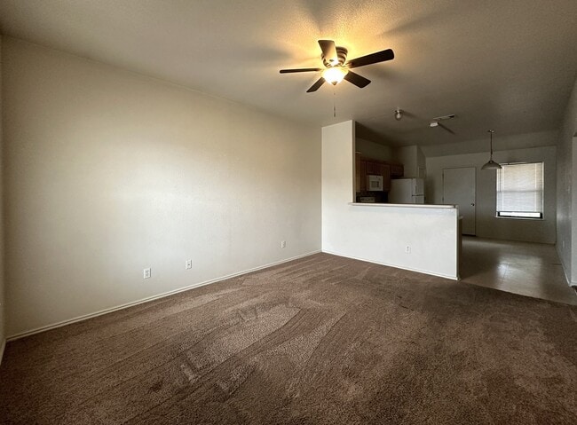 Photo - 201 Janelle Dr Unidad B