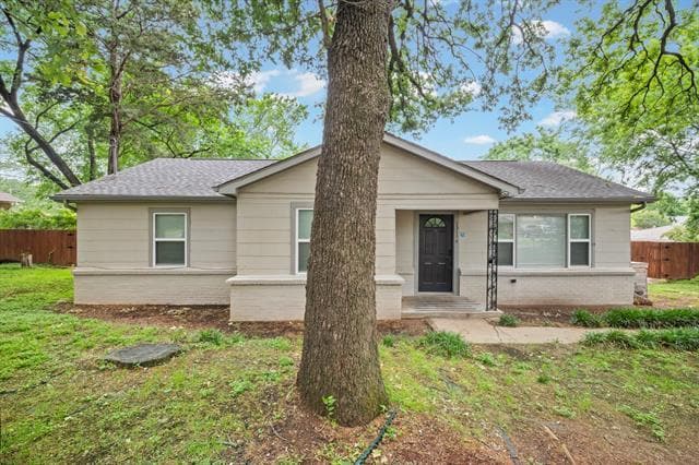 Photo - 1311 Fulton Dr