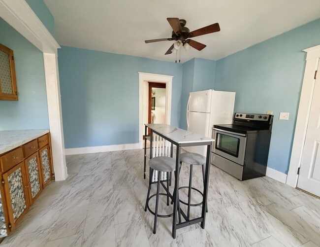 Photo - Charming 3-Bedroom Apartment in a Prime Location