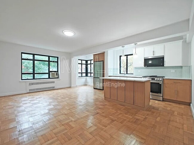 Photo - 100 Remsen St Unit 3a