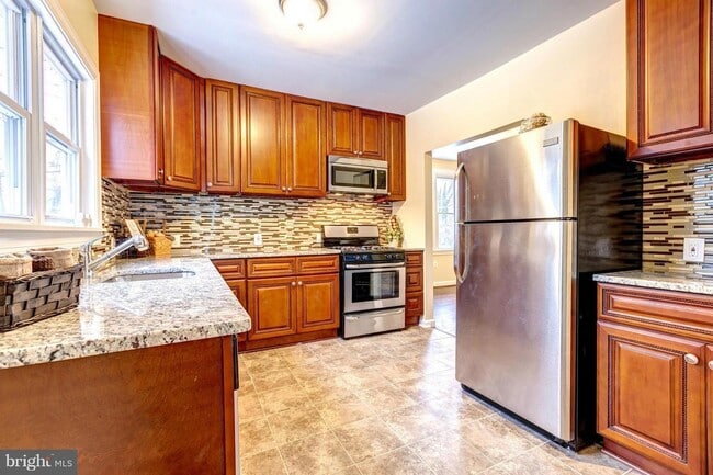 Photo - 2305 Hamilton Ave