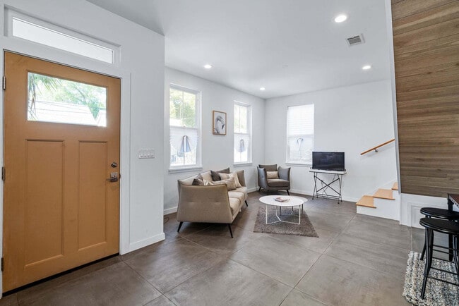 Photo - 123 Moore St Unidad ID1281961P