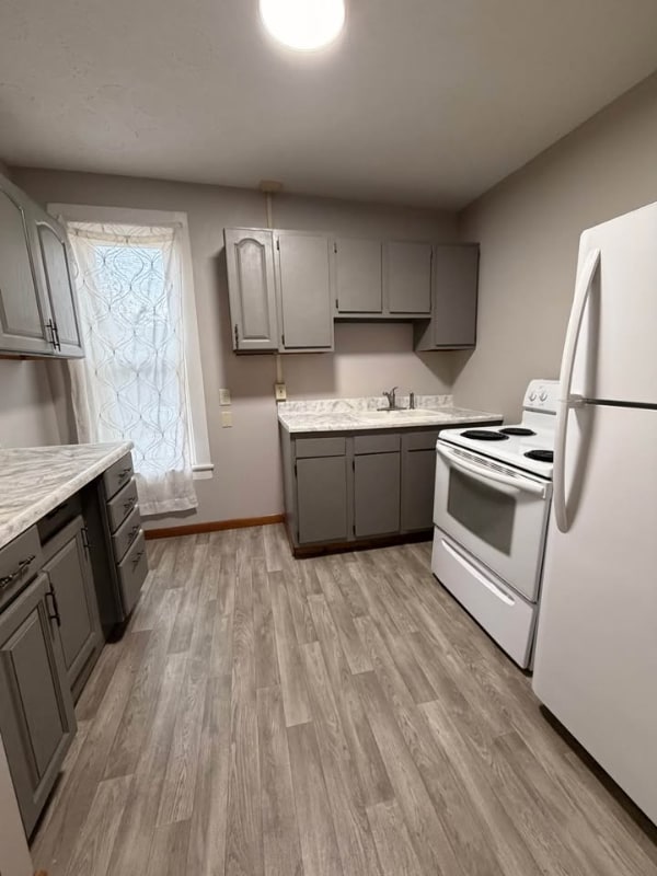 Photo - 307 N Main St