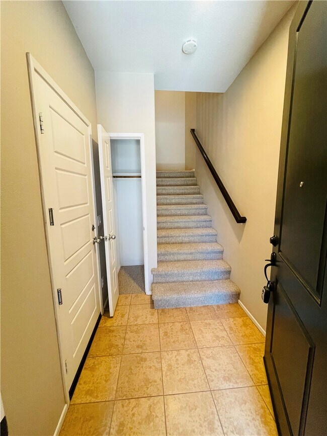 Photo - 43135 Avenida Cielo