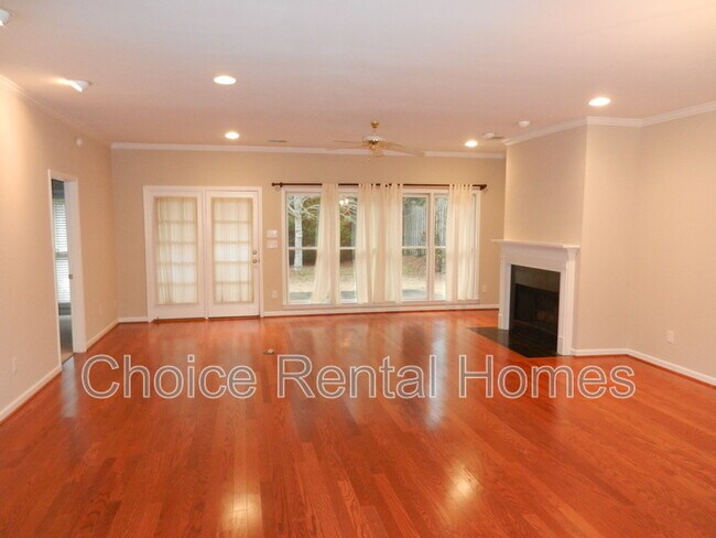 Photo - 4537 Guilford Cir