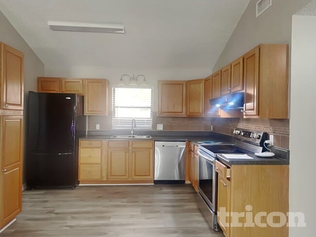 Photo - 352 N Fork Pl