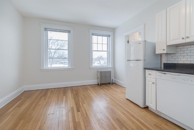 Photo - 20 Langdon St Unit 8