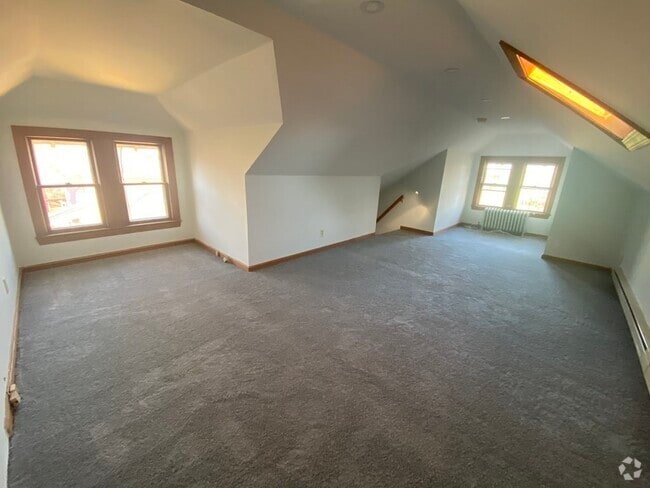 Building Photo - 96 Alban St Unit 2 Rental