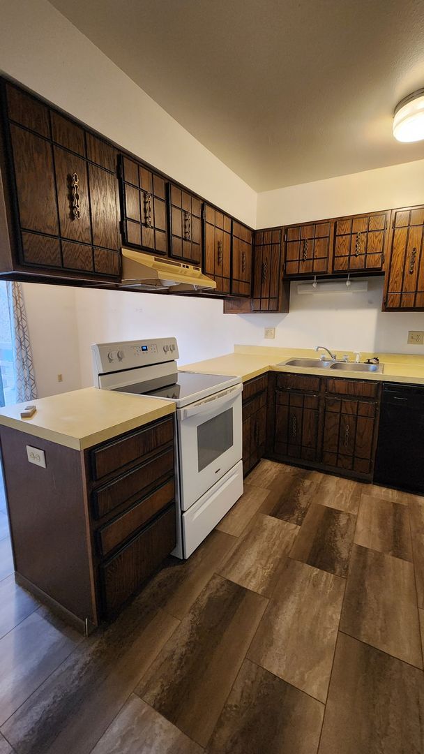 Photo - 12th5301 (KC-AM) Unit Apt. 4