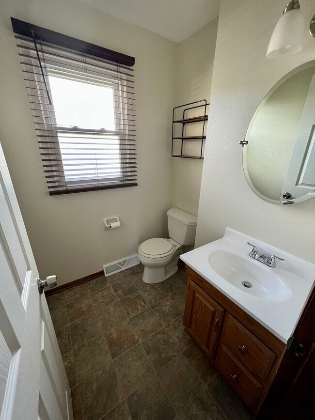 1329 Fleetfoot Dr Townhome Townhome Rental in Waukesha WI