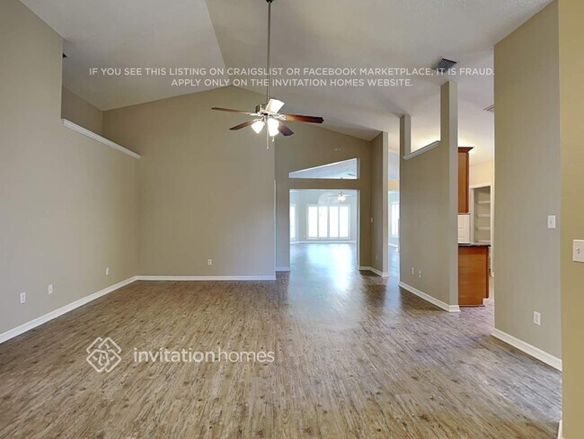 Photo - 228 Churchill Dr