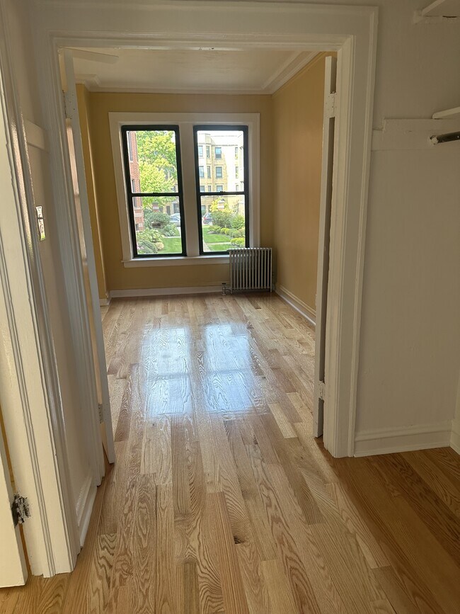 Photo - 6853 S Crandon Ave Unit 6853-2