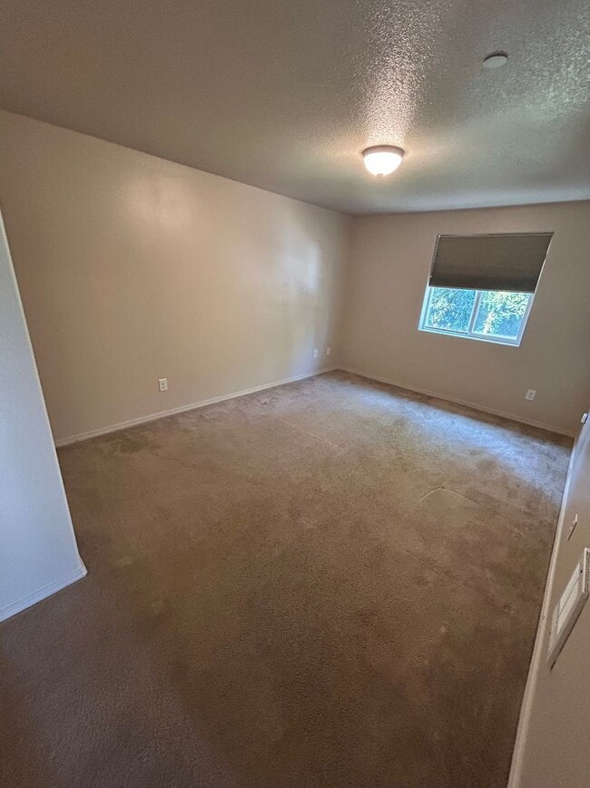 Photo - 508 SE Davis St Unit B
