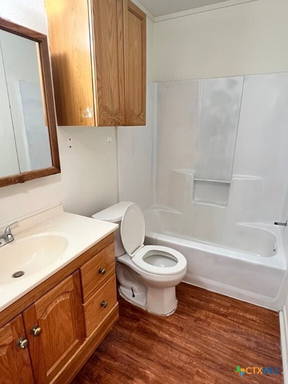 Building Photo - 511 W Hutchison St Unit A Rental